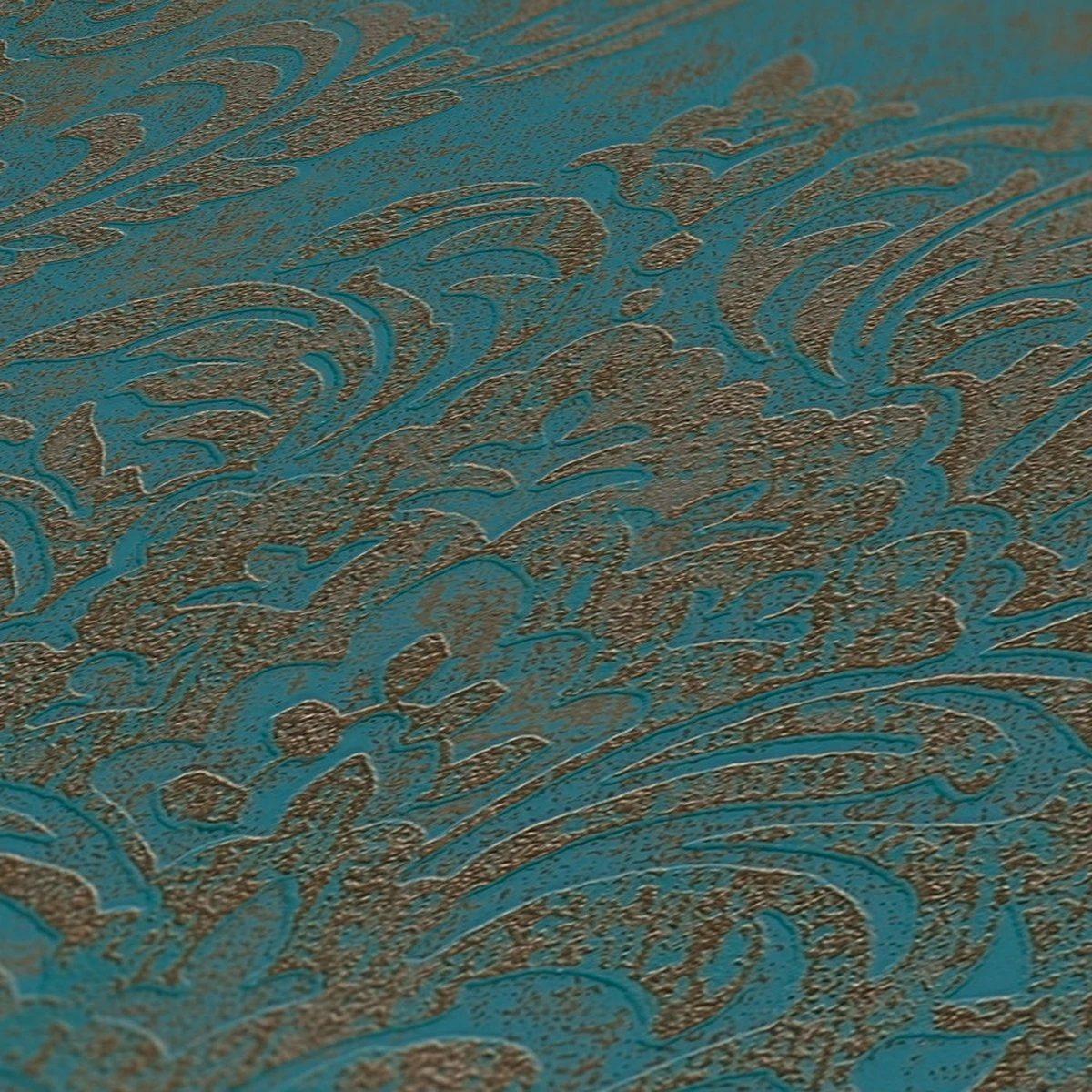 A.S. Creation AS Creation Metropolitan Stories 3 - PAPIER PEINT ORNEMENTS BAROQUES - Pétrole Doré - 1005 X 53 Cm 7 A.S. Creation AS Creation Metropolitan Stories 3 - PAPIER PEINT ORNEMENTS BAROQUES - Pétrole Doré - 1005 X 53 Cm – Image 7